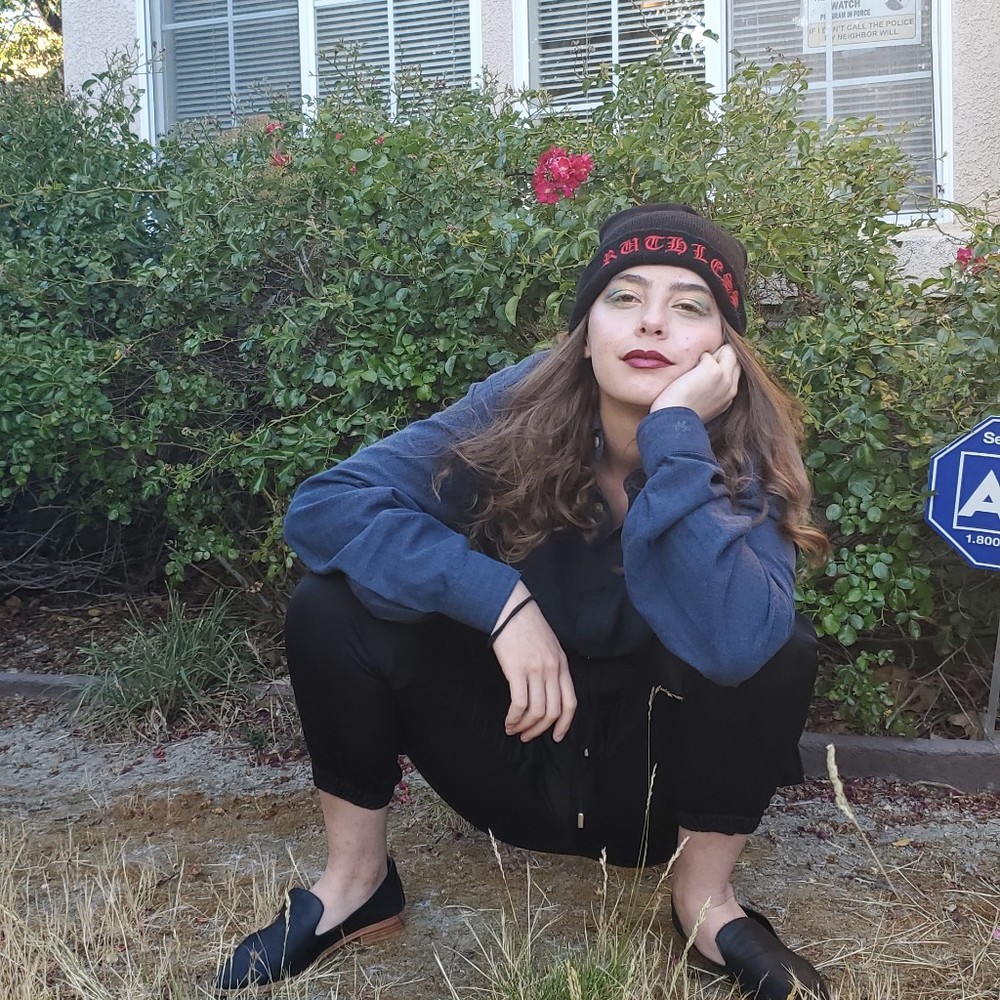 Meet your Posher, Rina